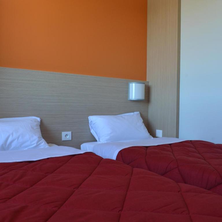 Premiere Classe Reims Nord - Bétheny - Chambre Lits Jumeaux - 4