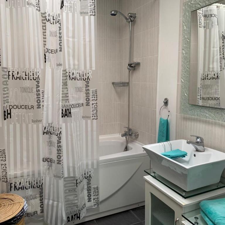 Monteview Loft Apartment - Studio Apartment with Sea View - 15