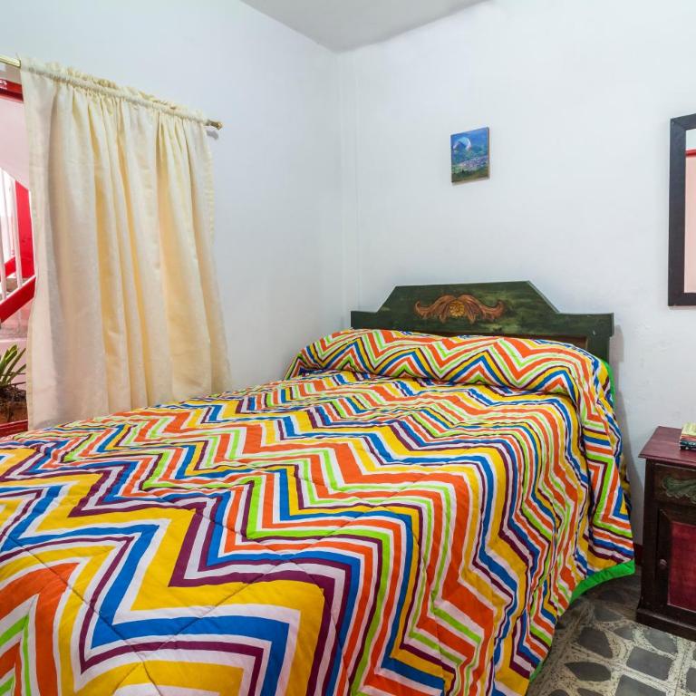 Hotel La Casona - Habitación Individual con baño privado - 4