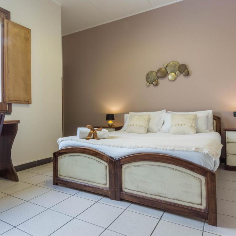 Arcobaleno Rooms - Standard Double or Twin Room - 7
