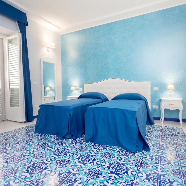 Odysseus Hotel - Standard Double Room - 7