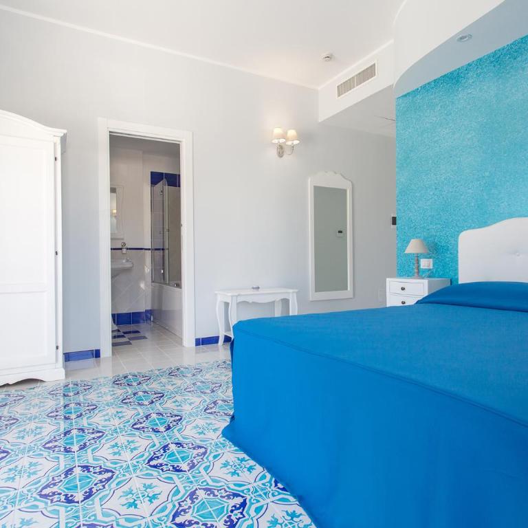 Odysseus Hotel - Superior Double Room - 20