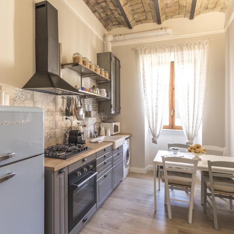 Casa di Ele - Camera Matrimoniale con Bagno Privato - 2