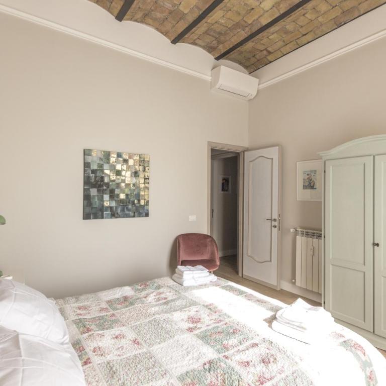 Casa di Ele - Camera Matrimoniale con Bagno Privato - 17