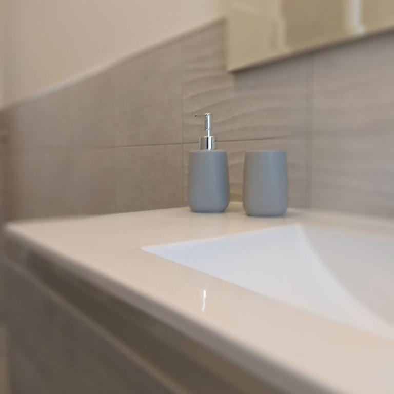 Frale House - Appartamento con 2 Camere da Letto - 24