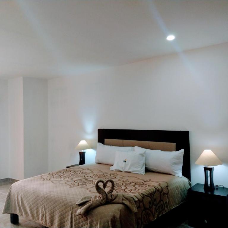 BB INN - Habitación Doble Deluxe con balcón - 4