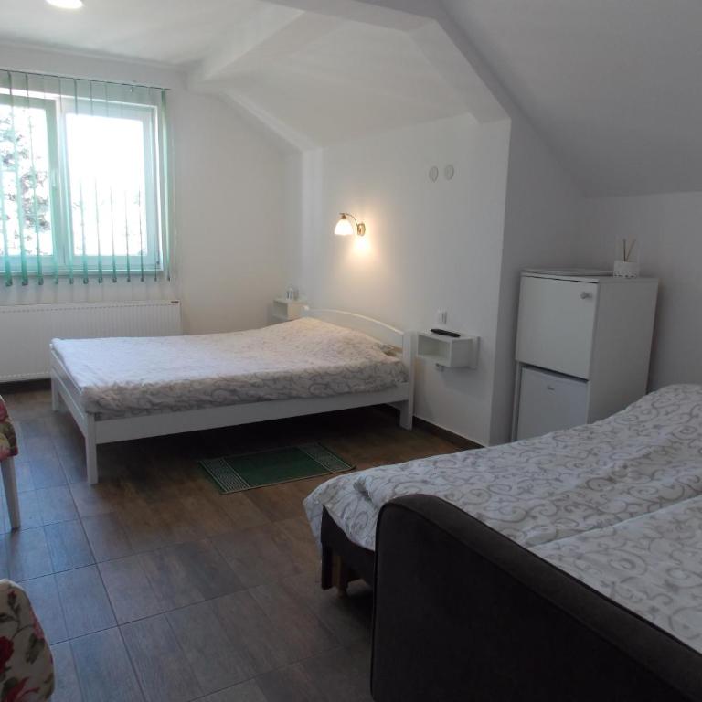 Sobe i apartmani Kety - Quadruple Room - 1