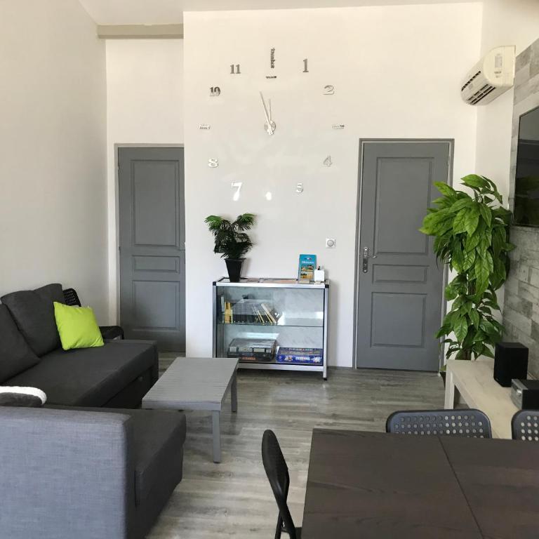 Charmant T2 au calme proche centre - One-Bedroom Apartment - 4