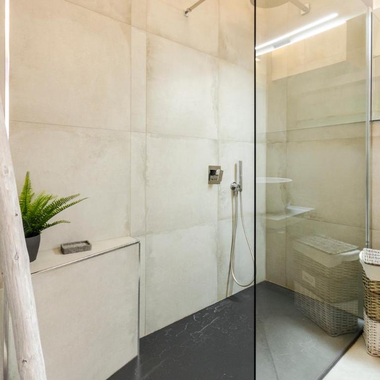 Cartoleria Suite: Spazioso, Moderno e Centrale - One-Bedroom Apartment - 14