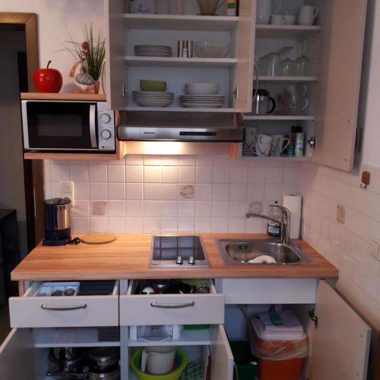 Appartementhaus Theresia - Studio-Apartment mit Balkon - 2