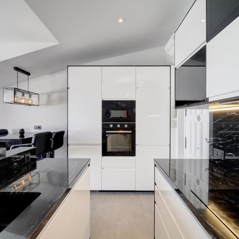 Penthouse DELUXE, Carolina Park, Marbella - Apartamento Ático - 9