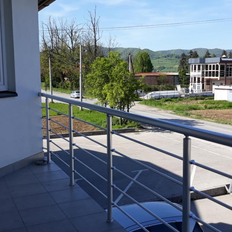 Apartments&Rooms Mido - Deluks Dvokrevetna Soba sa Bračnim Krevetom i Balkonom - 3