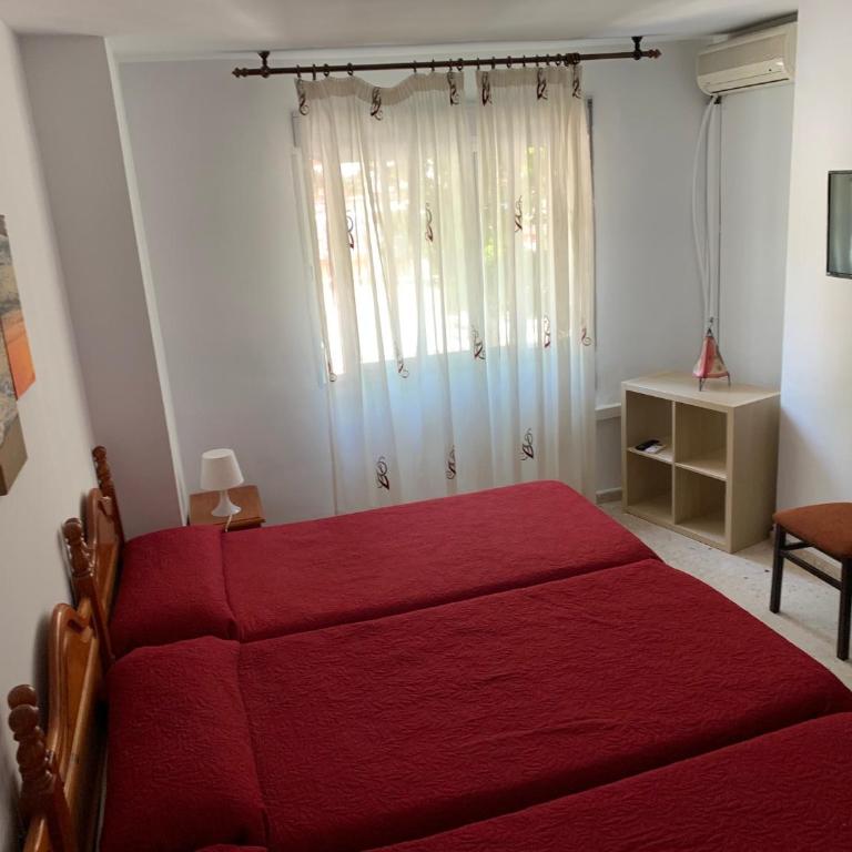 Hostal Mediterraneo - Habitación Triple - 6
