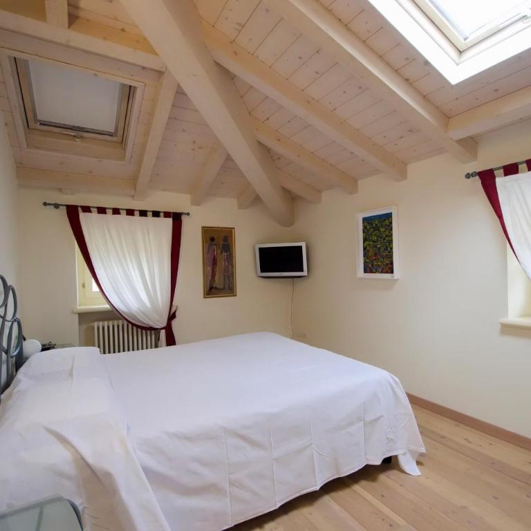 Corte degli ulivi - Appartamento con 2 Camere da Letto - 11