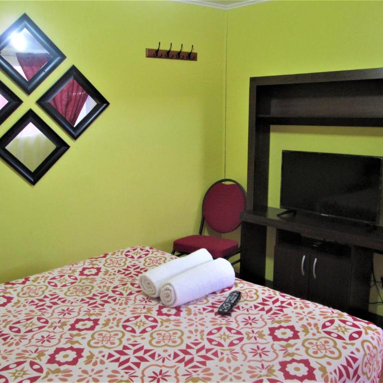 Casa TINY - Double Room with Shared Bathroom - 6