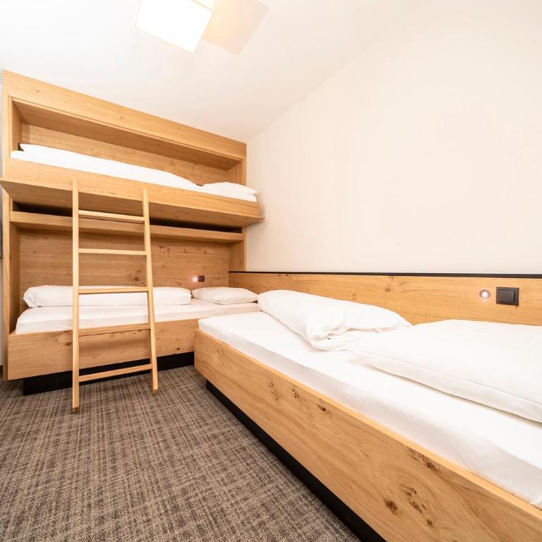 Hotel Stockerwirt - Superior Familienzimmer - 11