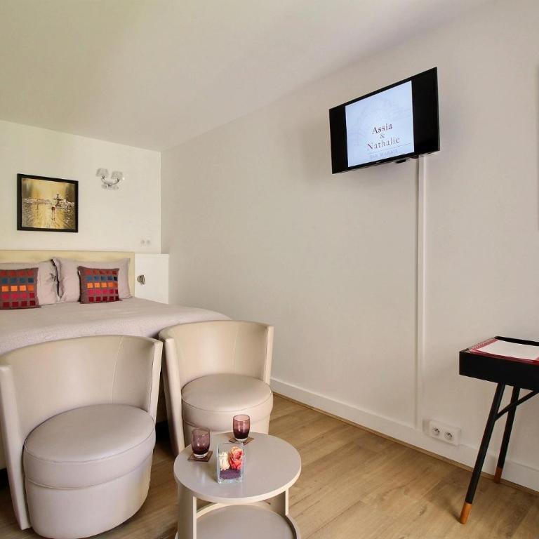Assia & Nathalie - Luxury B&B MARAIS - Chambre Lit Queen-Size avec Baignoire Spa - 9