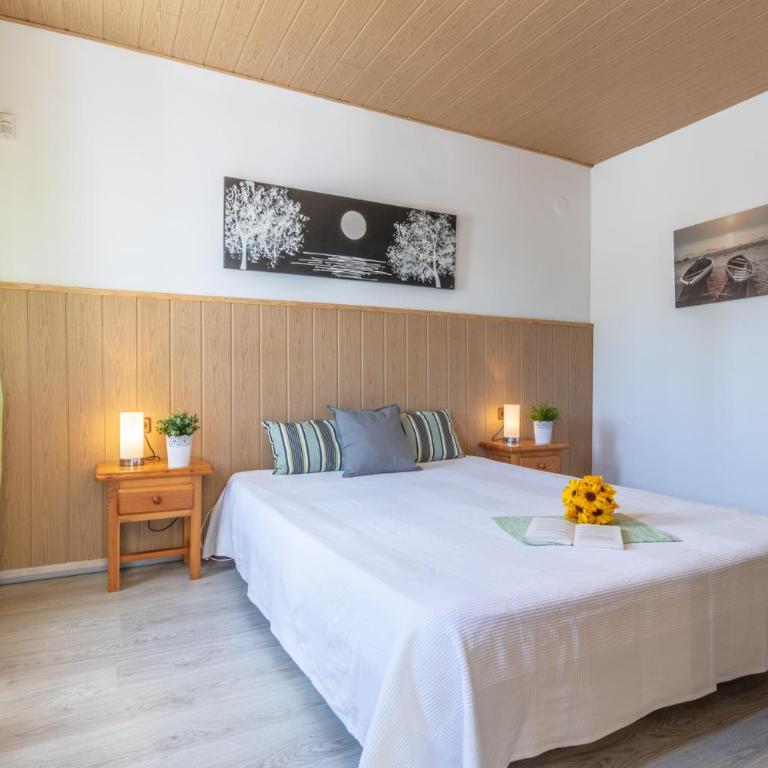Goldhome - Montseny 11 - Private heated pool - Villa con piscina privada - 26