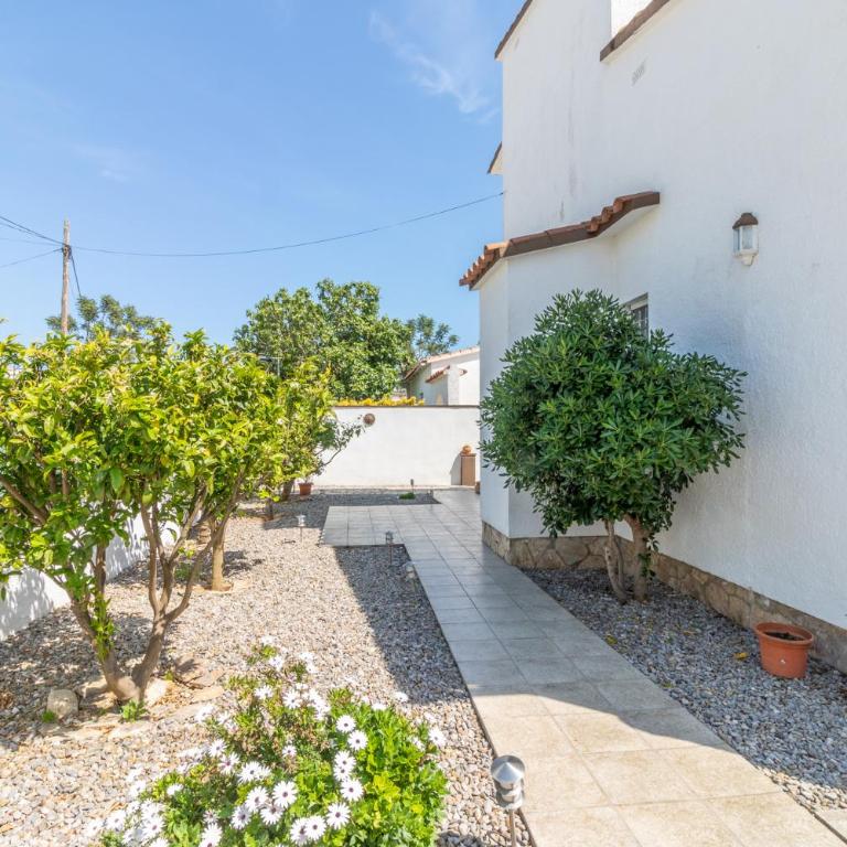 Goldhome - Montseny 11 - Private heated pool - Villa con piscina privada - 35