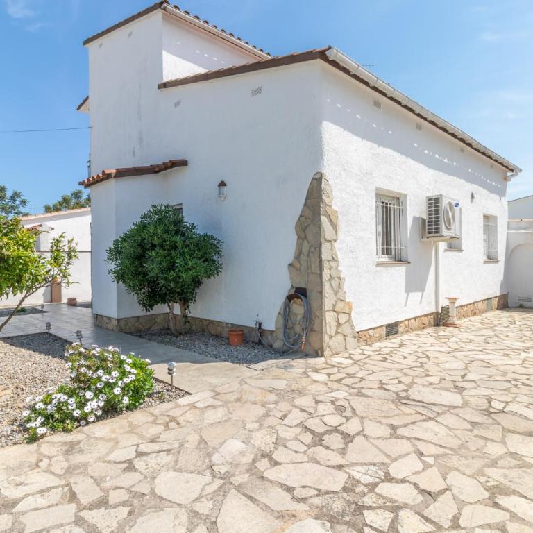 Goldhome - Montseny 11 - Private heated pool - Villa con piscina privada - 37