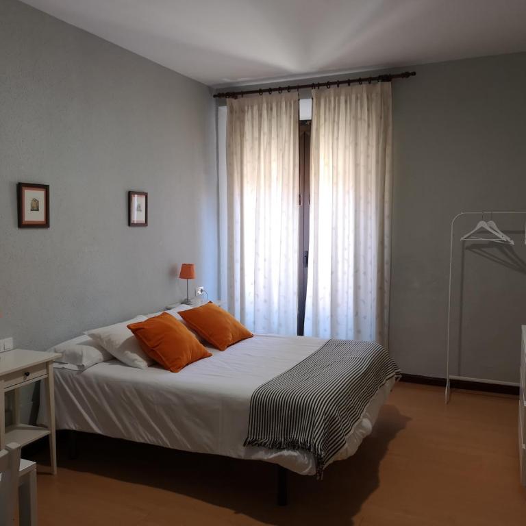 Hostal San Martin - Habitación Doble - 1 o 2 camas - 3