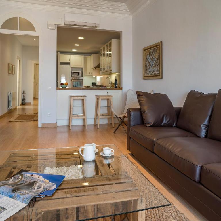 Habitat Apartments Bailén - Superior Apartment - 14