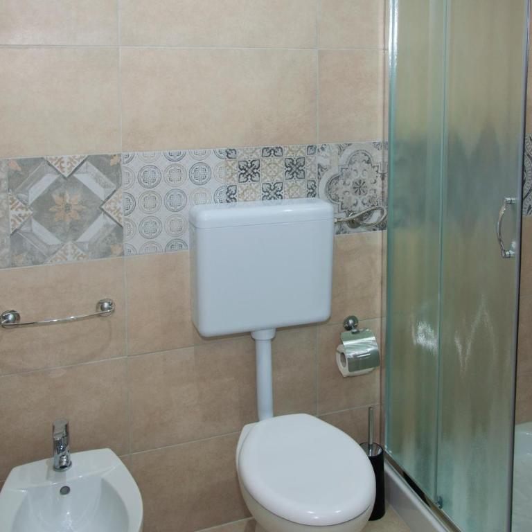 Wish Rooms Lecce - Camera Familiare con Balcone - 13