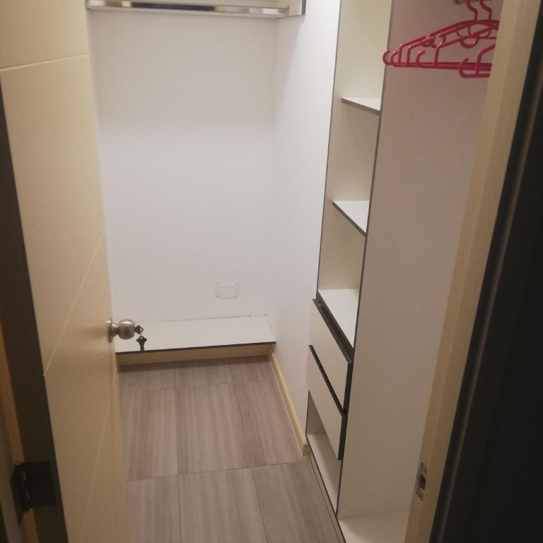 Depto Ginebra 1 dorm con estacionamiento - Apartamento de 1 dormitorio - 17