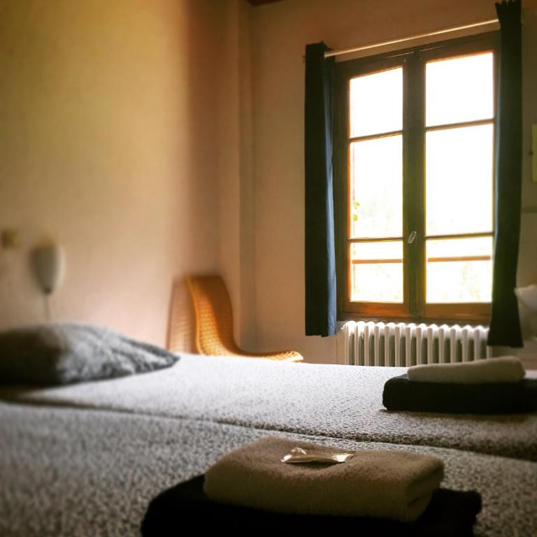 Hotel Au Bon Accueil - Chambre Double avec Salle de Bains Privative - 4