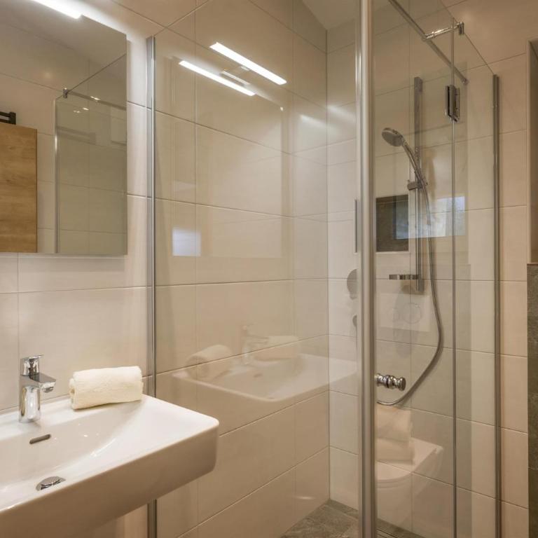 Haus Kreidl - Three-Bedroom Apartment - 3