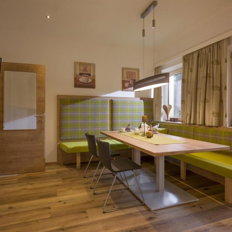 Haus Kreidl - Three-Bedroom Apartment - 5