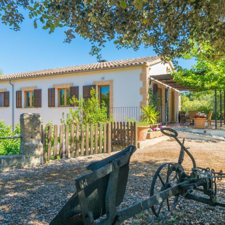 Can Mostatxet - Three-Bedroom Villa - 37