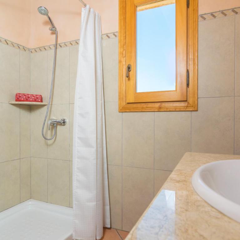 Can Mostatxet - Three-Bedroom Villa - 33