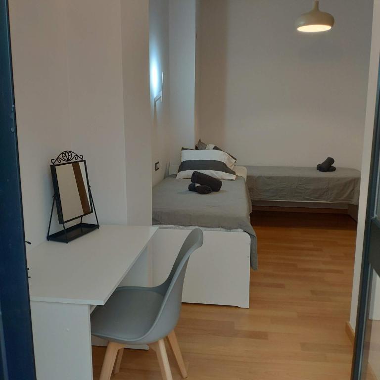 Unique apartment in Málaga city center with pool - Apartamento de 3 dormitorios - 22