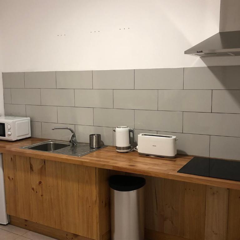 Columbus Apartments Co-Living - Habitación Doble con baño compartido - 1