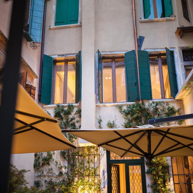 Liassidi Wellness Suites - Suite Queen con Vista Giardino e Bagno Turco - 5
