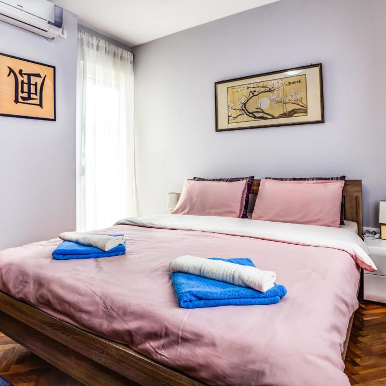 Castelomi - Double Room with Balcony - 2