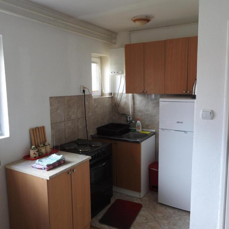 Apartment Usović - Two-Bedroom Apartment - 6