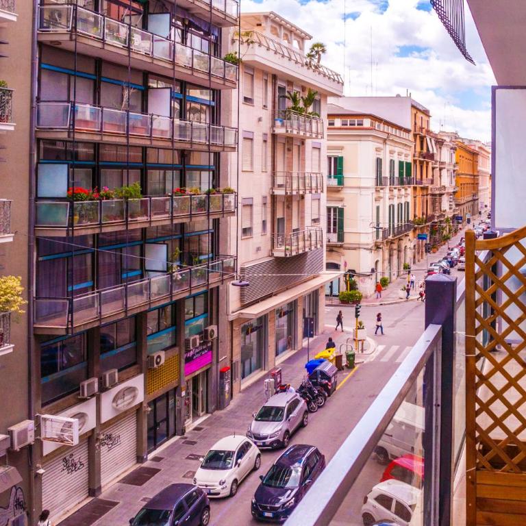 Melo Accommodations - Double or Twin Room with Balcony - 24