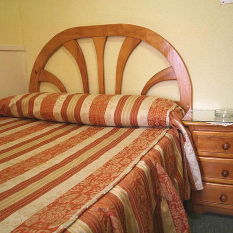 Hostal La Perla Asturiana - Habitación Individual - 3