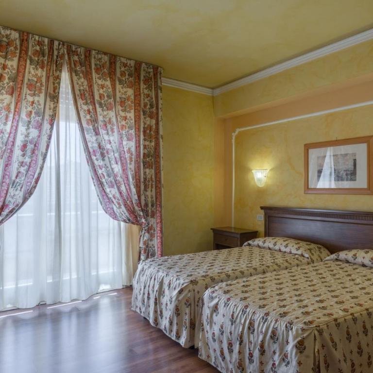 Hotel Minerva Palace - Camera Matrimoniale Superior - 2