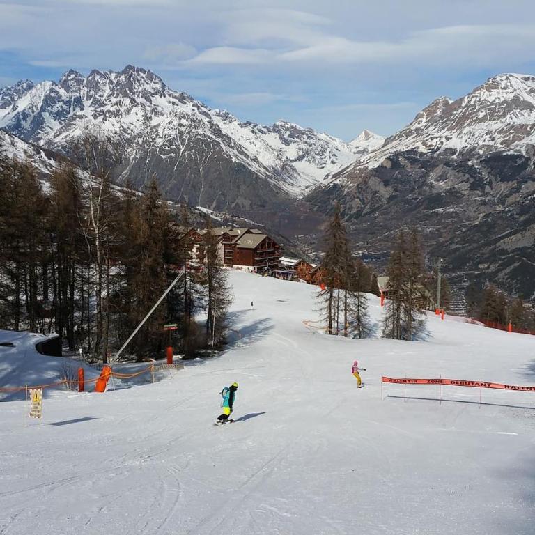 Le Skisun 2 - T3 sur les pistes - Puy St Vincent 1800- Massif de Ecrins - Two-Bedroom Apartment - 4