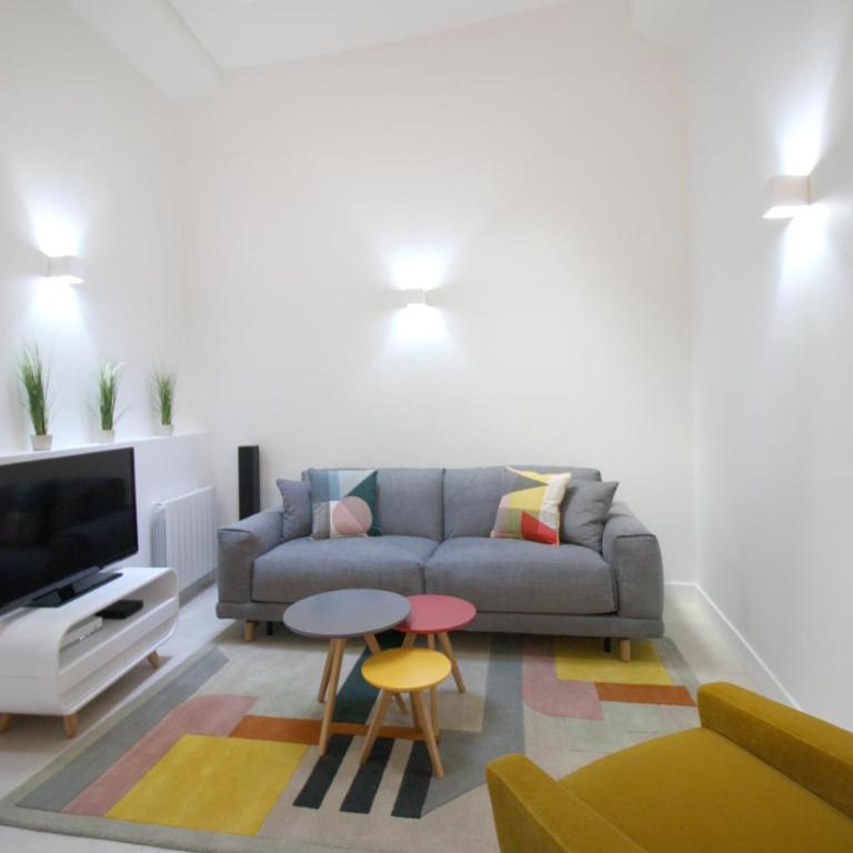Apartments Paris Centre - At Home Hotel - Appartement Deluxe - 19