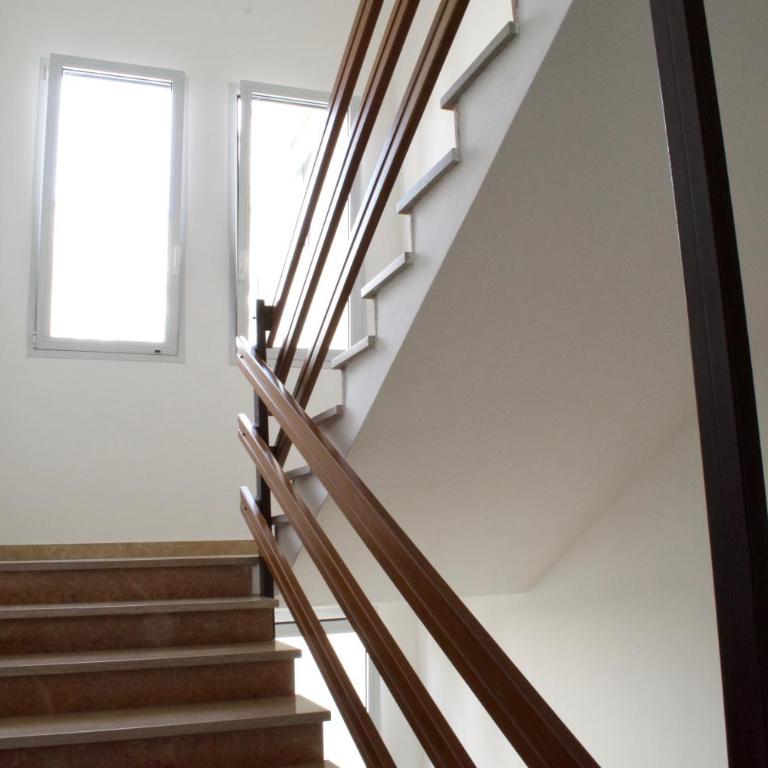 App4rent - Villa Cristina 10 - RINNOVATO - Appartamento con 2 Camere da Letto - 30