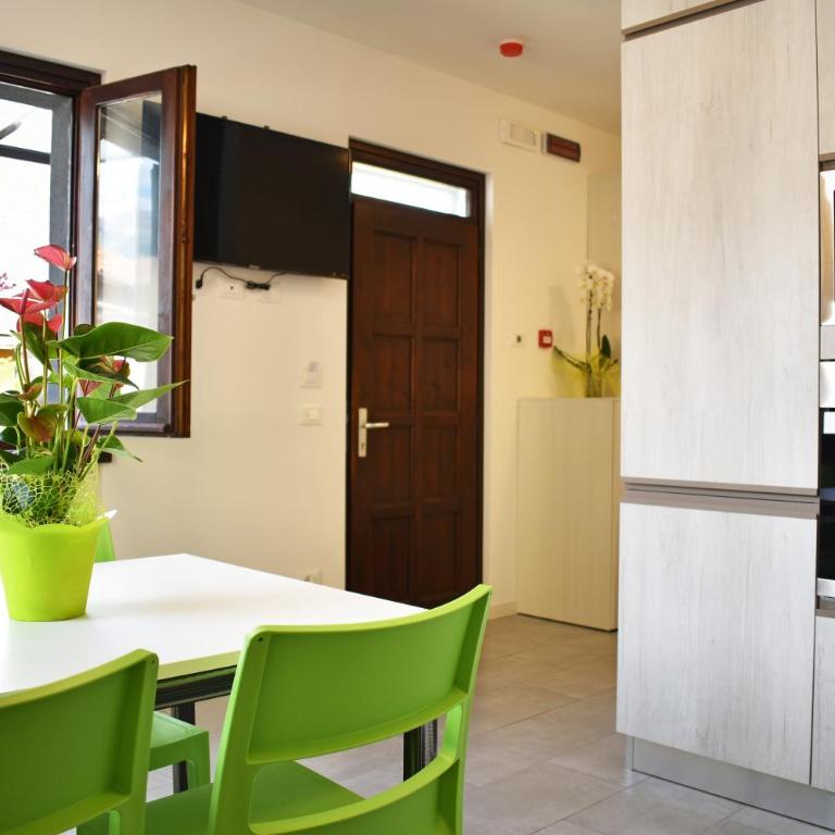 Residence Lake Como - Appartamento con Balcone - 4