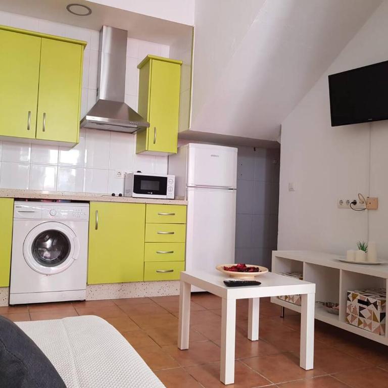 Junto al centro con aire acondicionado y wifi - Apartamento de 1 dormitorio - 14