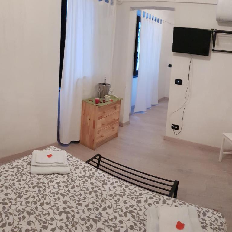 Il Daviduccio - Double Room with Private Bathroom - 9