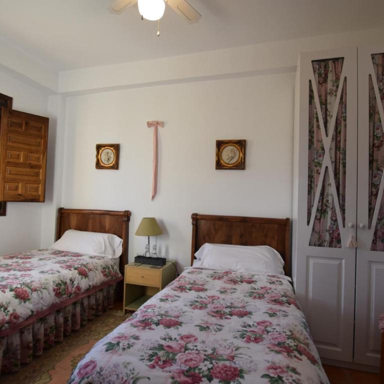 Finca el Consul - Five-Bedroom House - 35