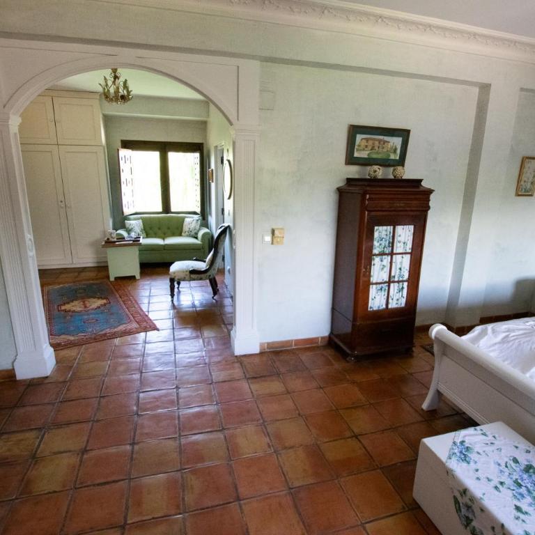 Finca el Consul - Five-Bedroom House - 24