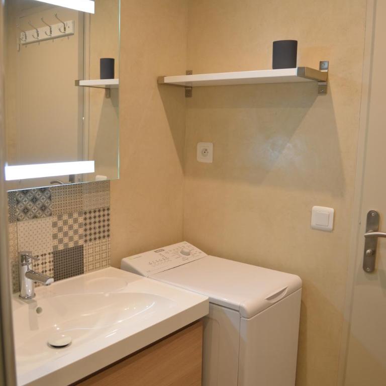 LES PETITES ONDINES appartement au pied de la plage avec vue mer - Appartement 1 Chambre - 8